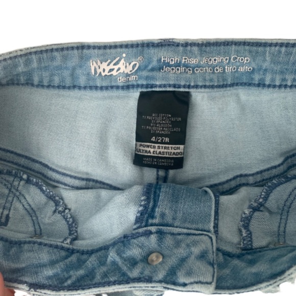 Distressed High Rise Cropped Jeans - Picture 7 of 7